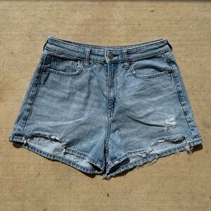 American Eagle Mom Short
